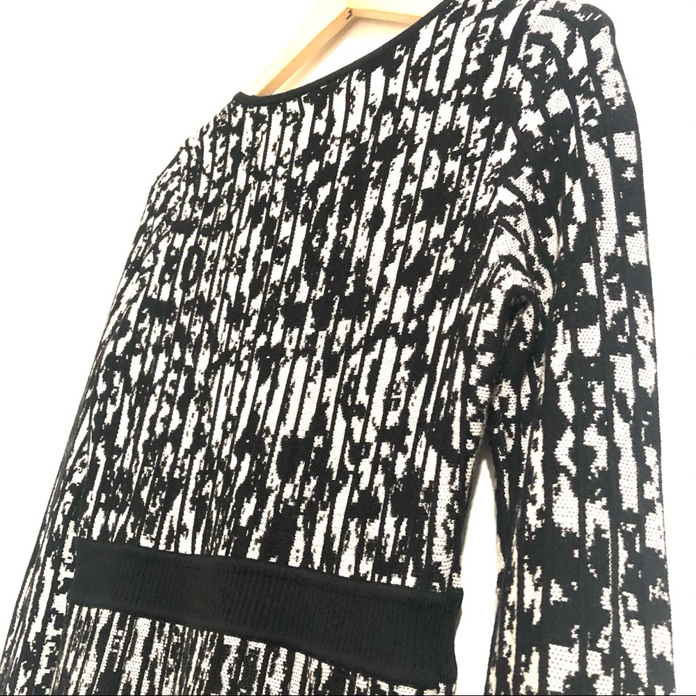 💙3/$25 CALVIN KLEIN Midi A-Line Knit Sweater Dress Sz PS - Picture 4 of 7